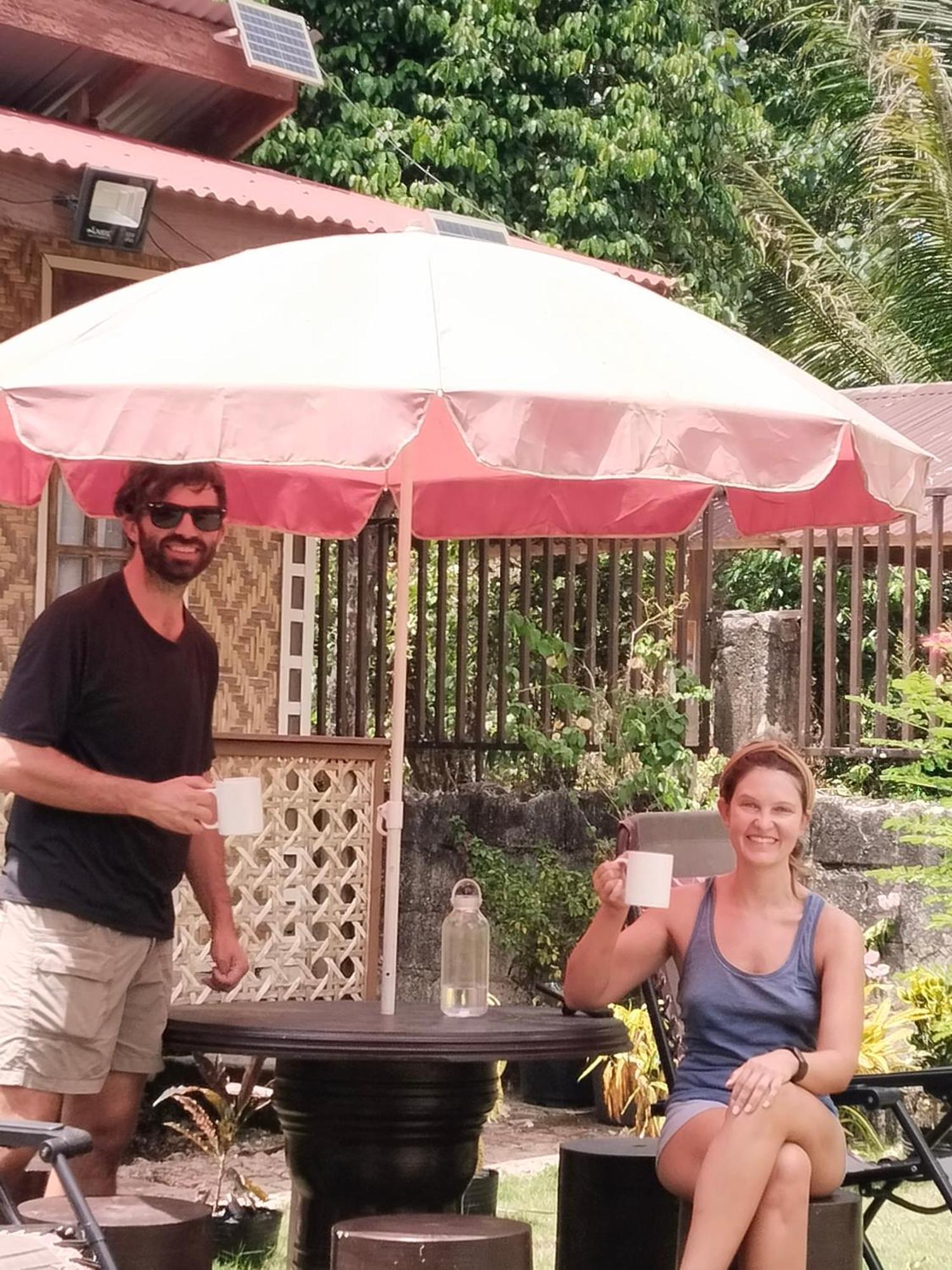 Khloe Serenity Guest House Batuan ภายนอก รูปภาพ